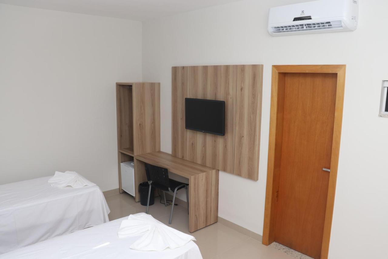 Ts Hotel Porteirinha Екстериор снимка